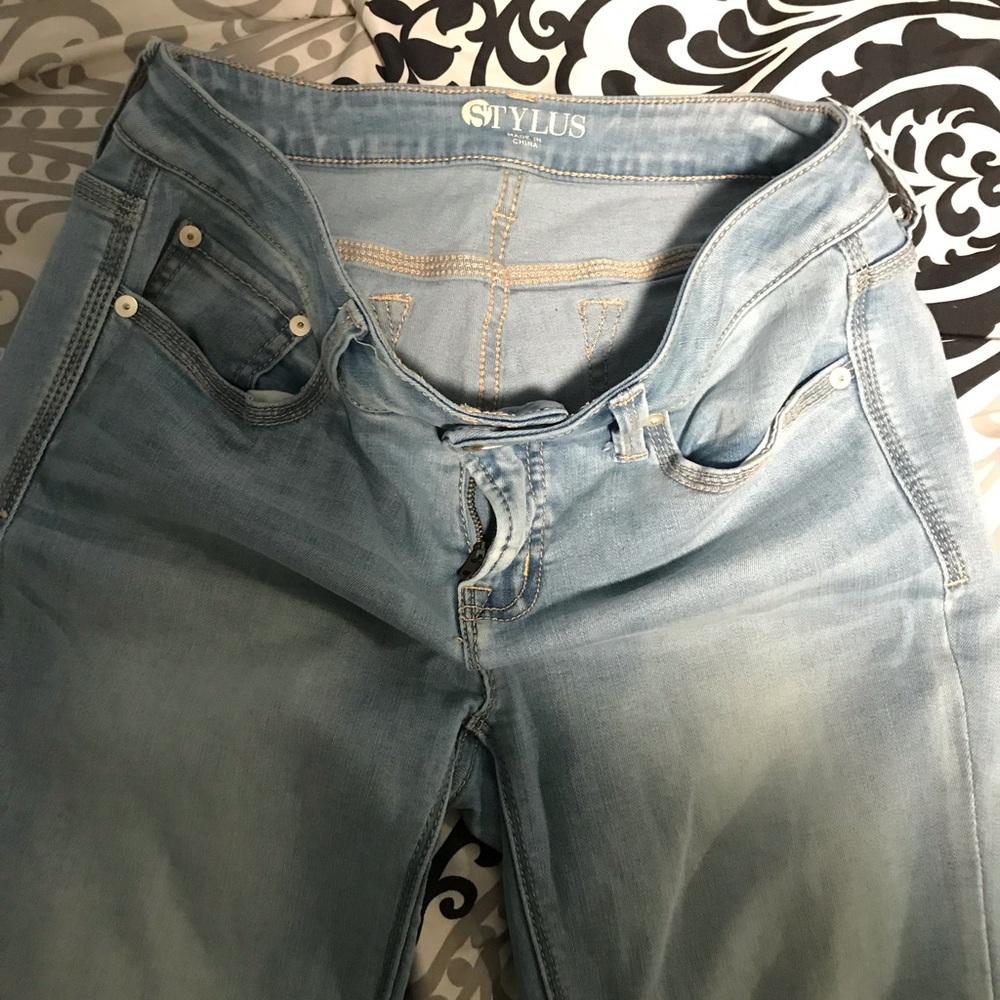 Light wash Stylus skinny ankle jeans